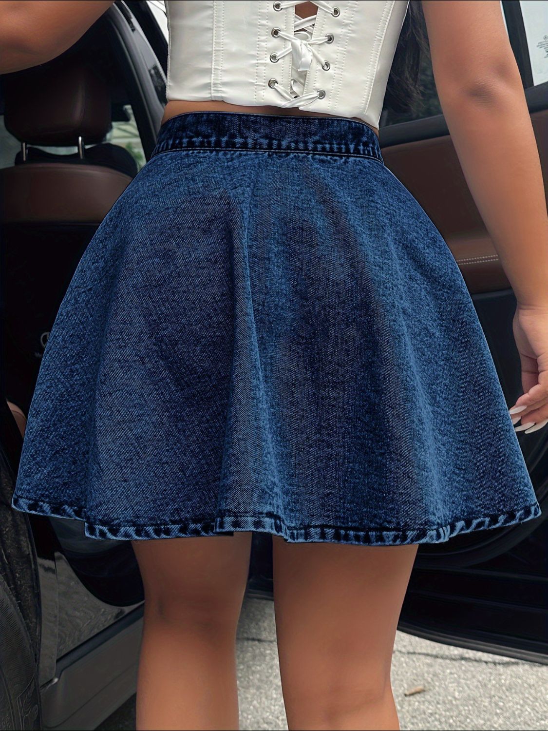 Buttoned Mini Denim Skirt - Fashionistas Showroom