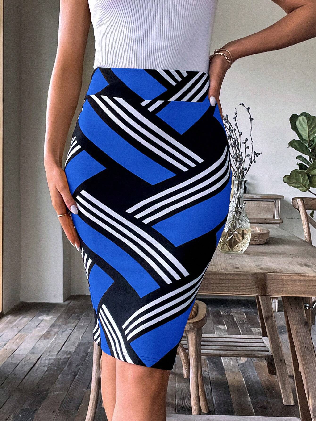 Sexy Printed Hip Skirt - Fashionistas Showroom
