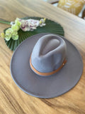 Wide brim panama hat in vegan felt - Fashionistas Showroom HATS