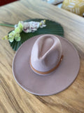 Wide brim panama hat in vegan felt - Fashionistas Showroom HATS